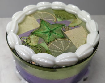 Gorgeous Round Cake Keepsake Container