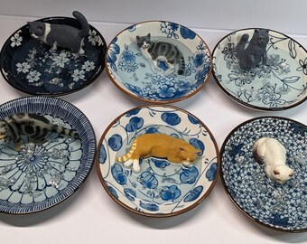 Beautiful kitty trinket dishes