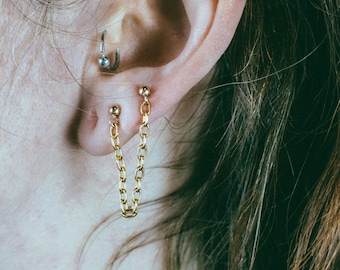 Double Stud Chain Earring in gold