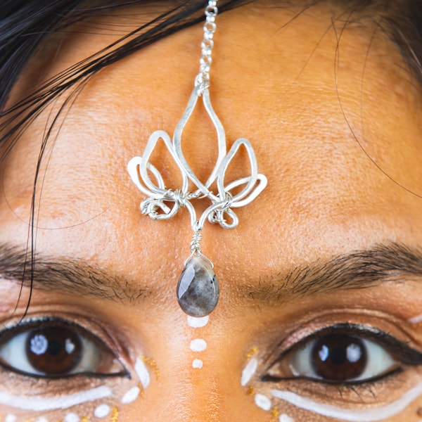 Sterling Silver Lotus Labradorite Tikka Headchain