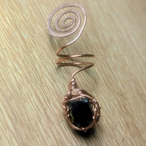 Joyería para rastas en espiral de cobre y shungita de élite