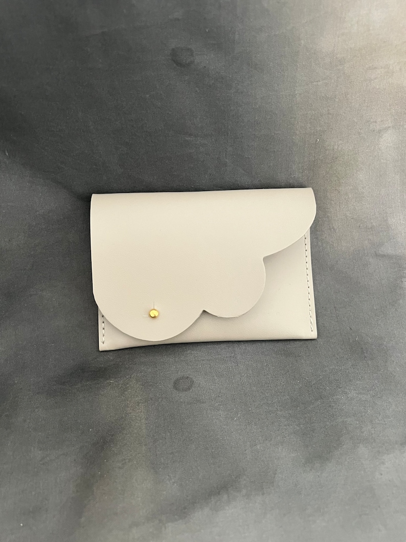 Small Minimalist Cloud Leather Wallet image 3