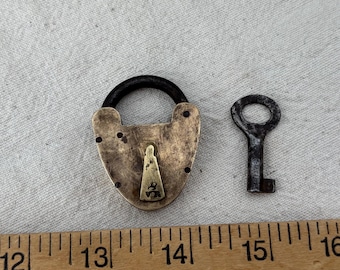 VR Brass Lock with key and keyhole cover shield