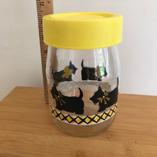 Carlton Glass USA Scotty Dog Storage Jar with Yellow Lid