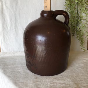 Vintage Brown Stoneware Jug, Dark Brown Crock Jug, Farmhouse Prim, Country Cabin Decor, Moonshine Jug Decor, Farmhouse Kitchen Decor