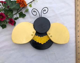 Folk Art Bumble Bee, Yard Art, Garden Decor, Fence Porch Patio Decor, Home Decor, Wooden Body and Wings, Hand Twisted Wire Antennae