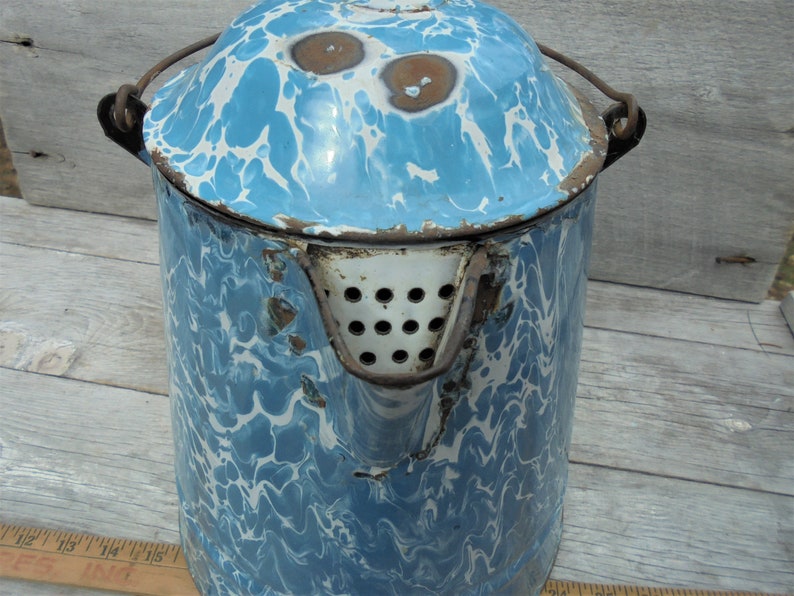 Large Vintage Spatterware Kettle Vintage Farmhouse Kitchen Decor Salvage Blue White Swirl Enamelware Coffee Kettle with Lid and Handle