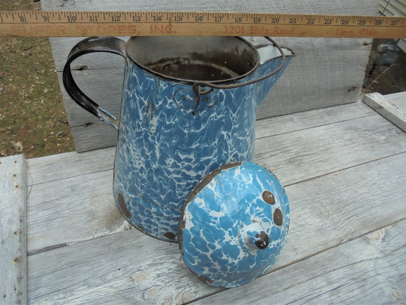 Large Vintage Spatterware Kettle Vintage Farmhouse Kitchen Decor Salvage Blue White Swirl Enamelware Coffee Kettle with Lid and Handle
