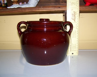 Stoneware Cookie Jar/ Bean Pot