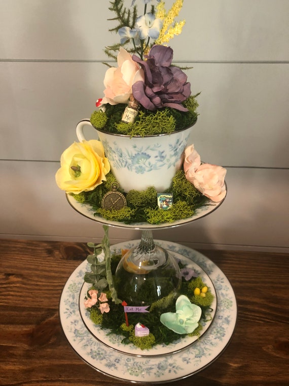 Alice in Wonderland Themed Centerpieces -  shop