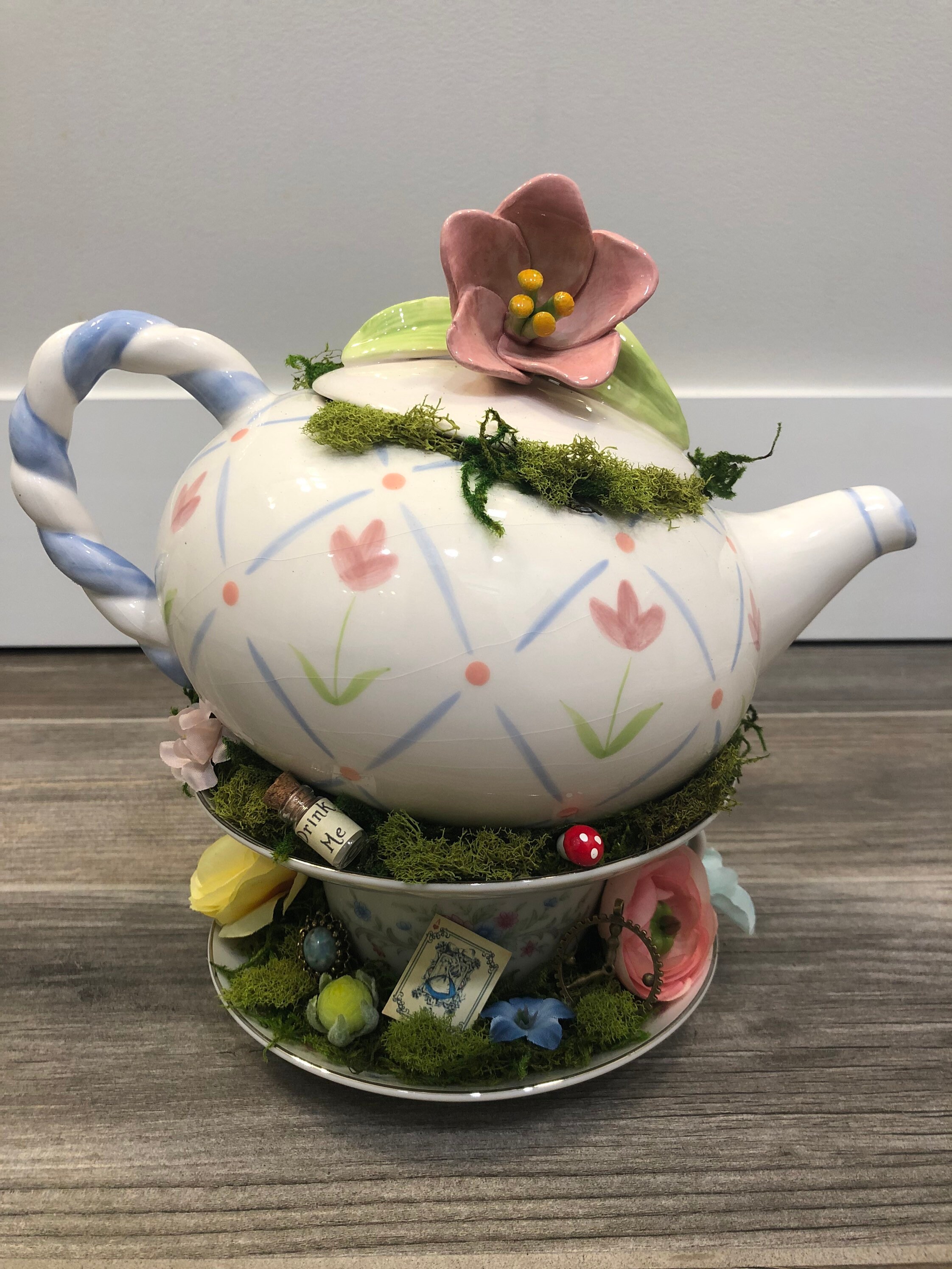Alice in Wonderland Centerpiece Stacked Tea Cup and Teapot Etsy