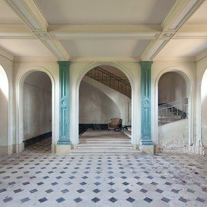 Photography of a salon in an abandoned castle in France