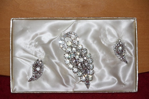 Silver Tone Rhinestone Brooch and Clip Earring Set - image 2
