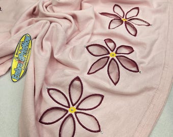 Flor Bordado Calado de Moda 4.60 X 5.67  Embroidery Files (DST, EXP, PES)