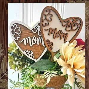 Mother&#39;s Day Plant Stake, Mother&#39;s Day Plant Decor, Personalized Gift FoWood Plant Stake, Mother&#39;s Day Gift, Gift for Mom, Mimi, Nanar Mom,
