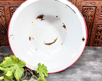 Wash Day - Vintage White Enamel Round Bowl / Basin w/ Red Edge - Farmhouse Country Decor, Display, Prop