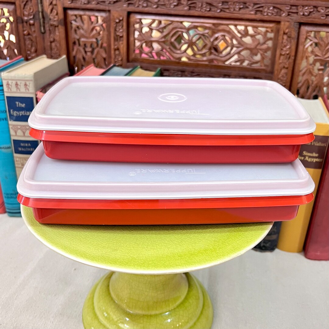 Two Tupperware Deli Keepers Dark Rust / Paprika No. 81611 Sheer Lid