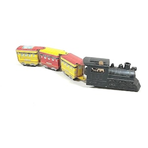 Toy Train, Louis Marx Co. Luxury Line Non Working - Vintage