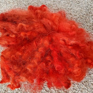 Leicester locks, hand dyed, 5-7&quot; for spinning, knitting, felting and weaving, 1 oz
