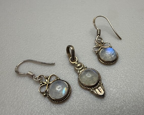 Artisan Rainbow Moonstone & Sterling Silver Pendant And Earrings Matching Set
