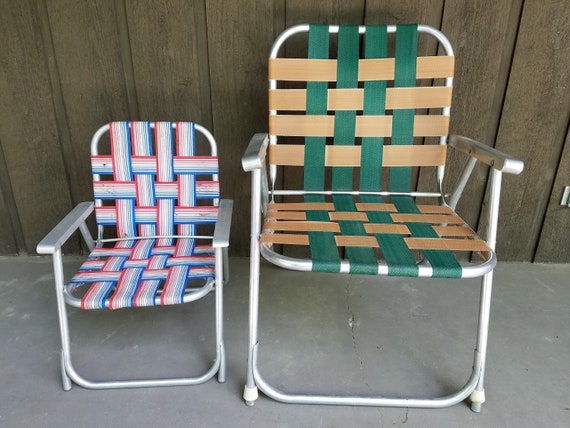 red folding lawn chairs