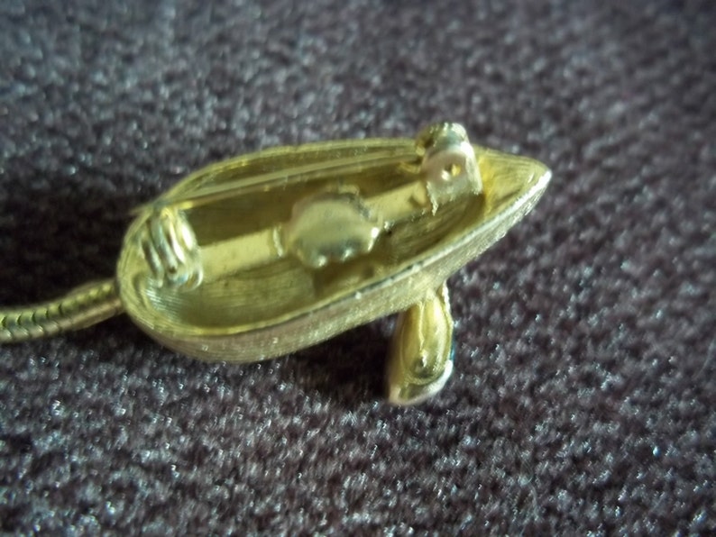 Vintage Gold Tone Mouse Pin or Brooch