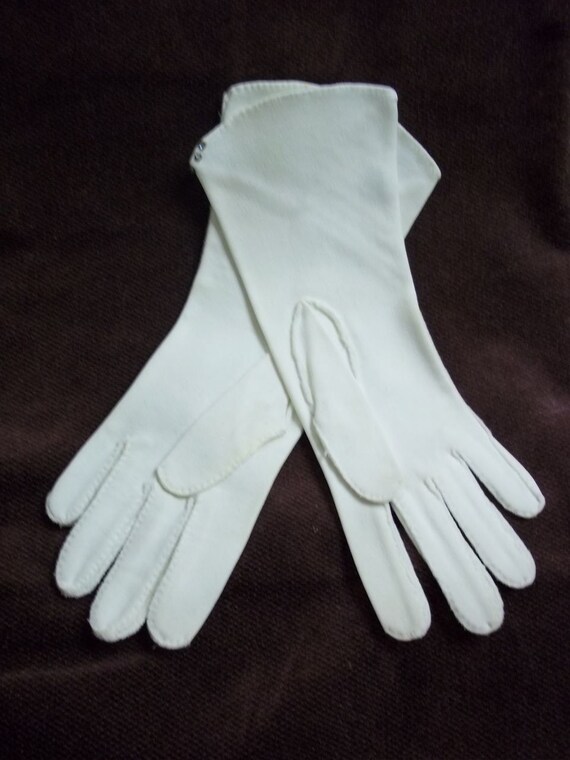 Rhinestone and Faux Pearl Beaded Vintage Gloves - image 2