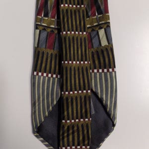 Fratelli Silk Necktie in Horizontal Geometric Design image 3