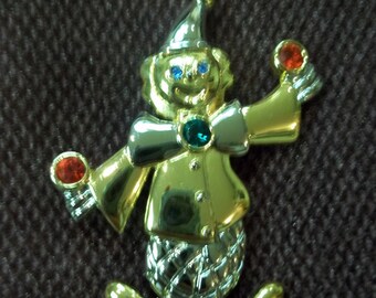 Clown Pin in Gold Tone