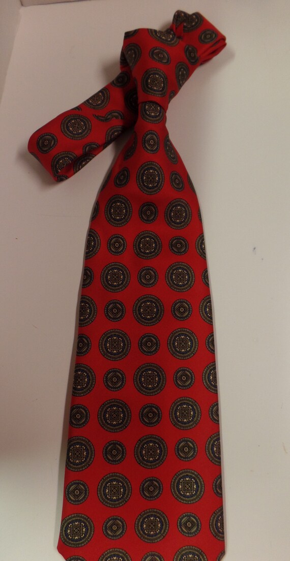 Christopher Hayes Silk Necktie in Red with Gray Or