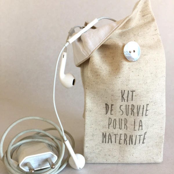 Linen pouch, vintage style print "Kit de survie pour la maternité", lined with white coton.