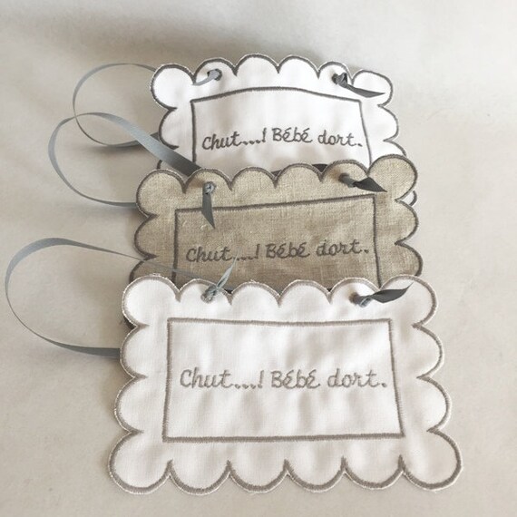 Pancarte Brodee Chut Bebe Dort Personnalisable Etsy