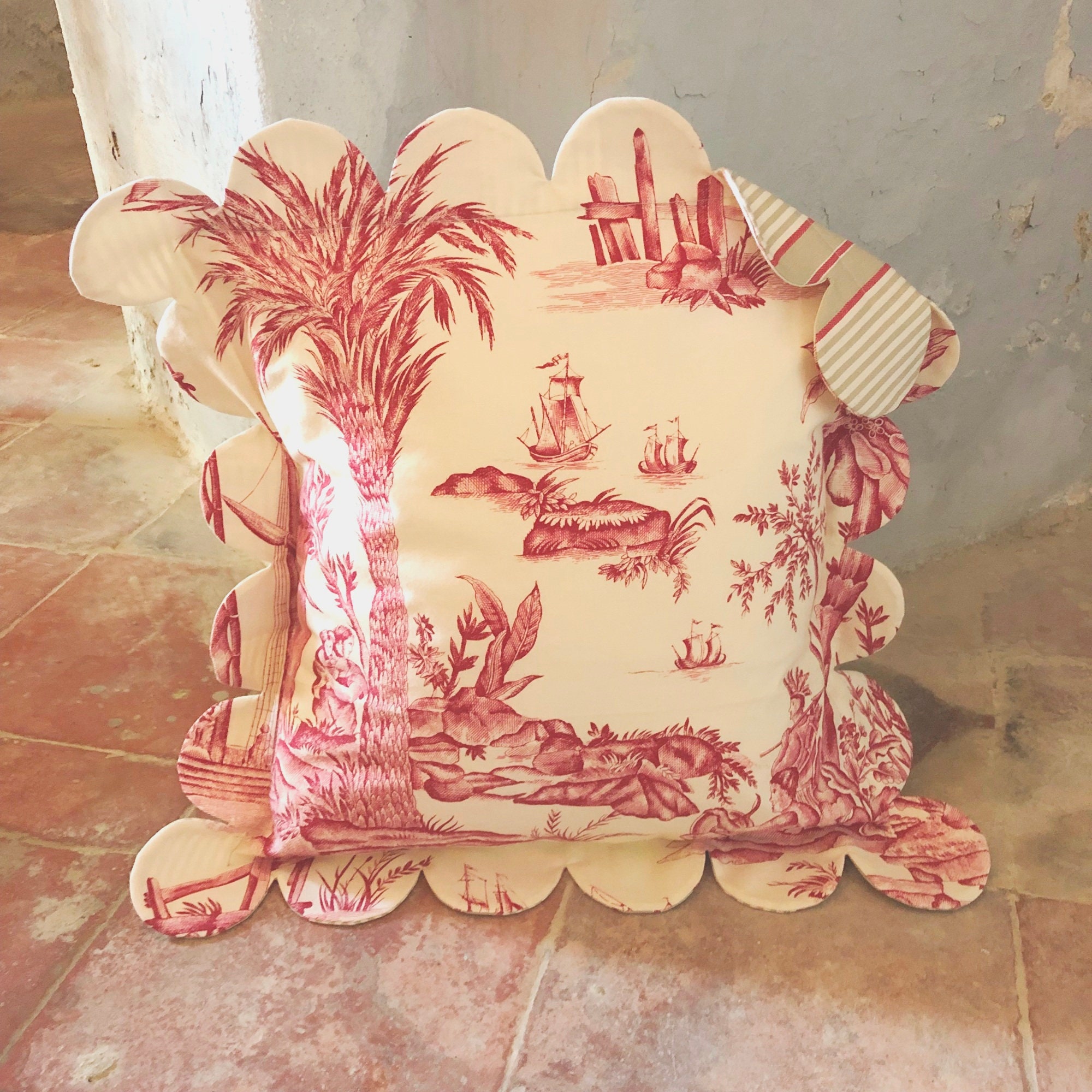 Cushion Cover, French Toile De Jouy, Scalloped Edges, Bordeaux. - Etsy