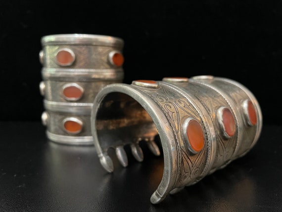 Antique Bilezik / Turkmen cuff bracelet, High gra… - image 1