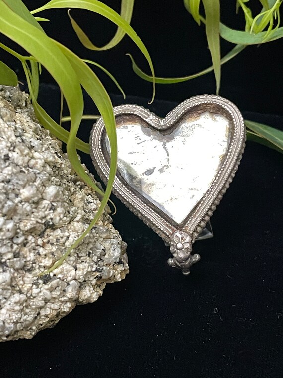 Vintage, Heart Ring, Mirror Reflection a pool of t