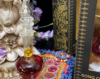 Vintage Patchouli Perfume Oil – Perfume oil from India,, Hand Blown Glass Bottle 5 ml