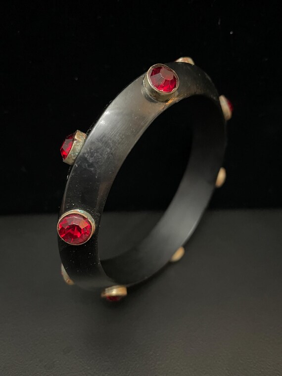 Vintage 1970s Acrylic Bangle Bracelet, Red Rhines… - image 2