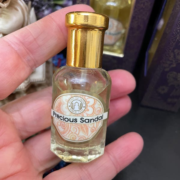 Sandalwood Natural Perfume Oil – Perfume oil from India, Glass Bottle (10ml)