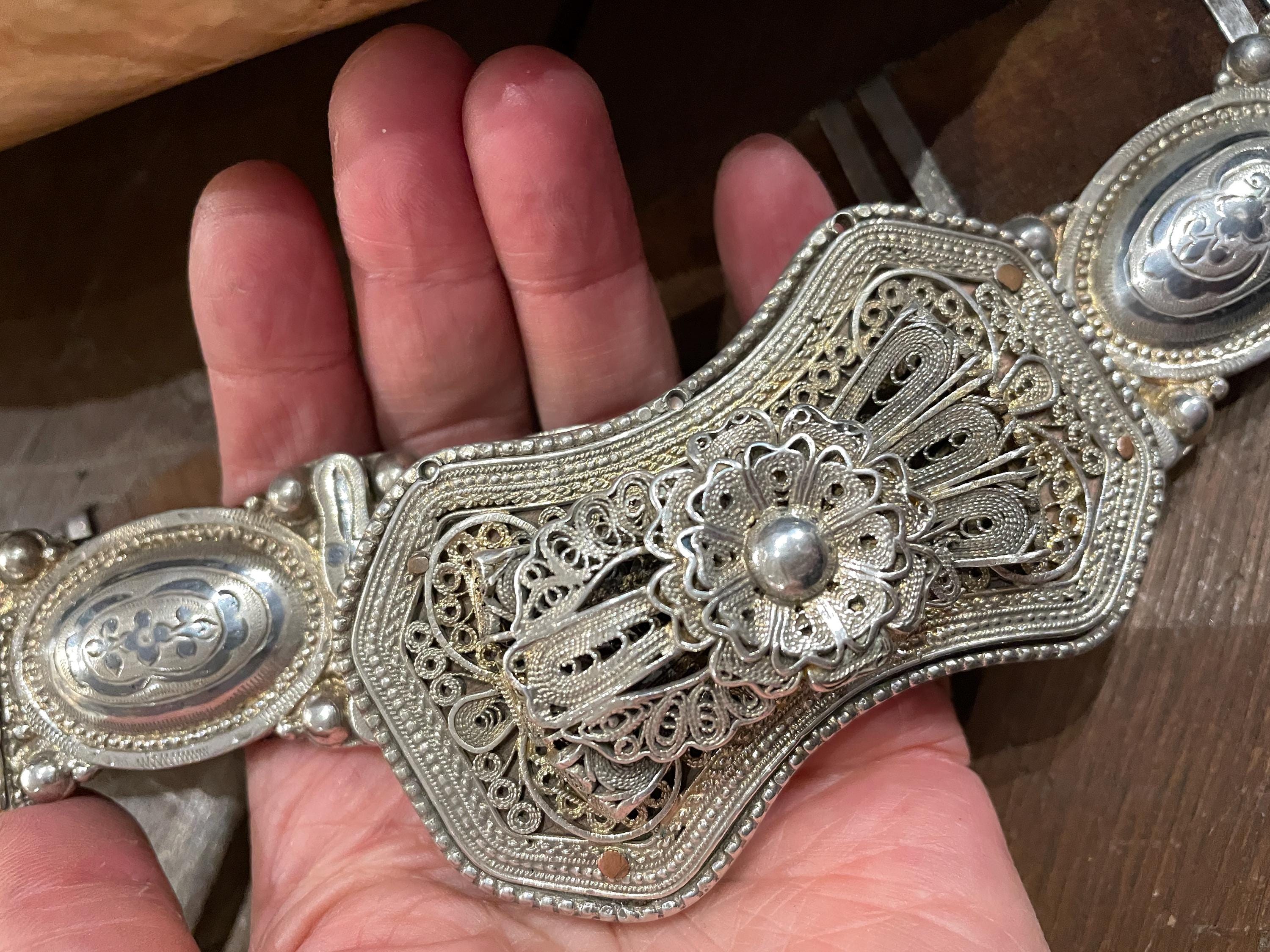 Vintage Solid Metal Silver-Tone Belt w/ Hinged Ornate Filigree Detailed Panels PC Antique Ottoman Silver Belt – Turkish Filigree Buckle  main image 3
