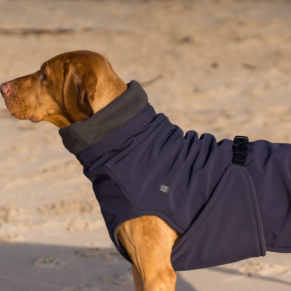 Maßgeschneiderte Hundemäntel für alle Rassen - Wasser- und Winddichter Wintermantel für Hunde - mit Außen Softshell und Innen Fleece