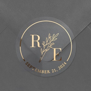 Autocollants de mariage clairs avec impression de feuille d’or, monogrammes et sceaux d’enveloppe de branche florale, étiquettes personnalisées d’autocollants de faveur de mariage en or rose