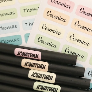 Stampa impermeabile personalizzabile Mini etichette per bambini per materiale scolastico, etichette scolastiche arcobaleno, adesivi con nomi per bambini, asilo nido, campo
