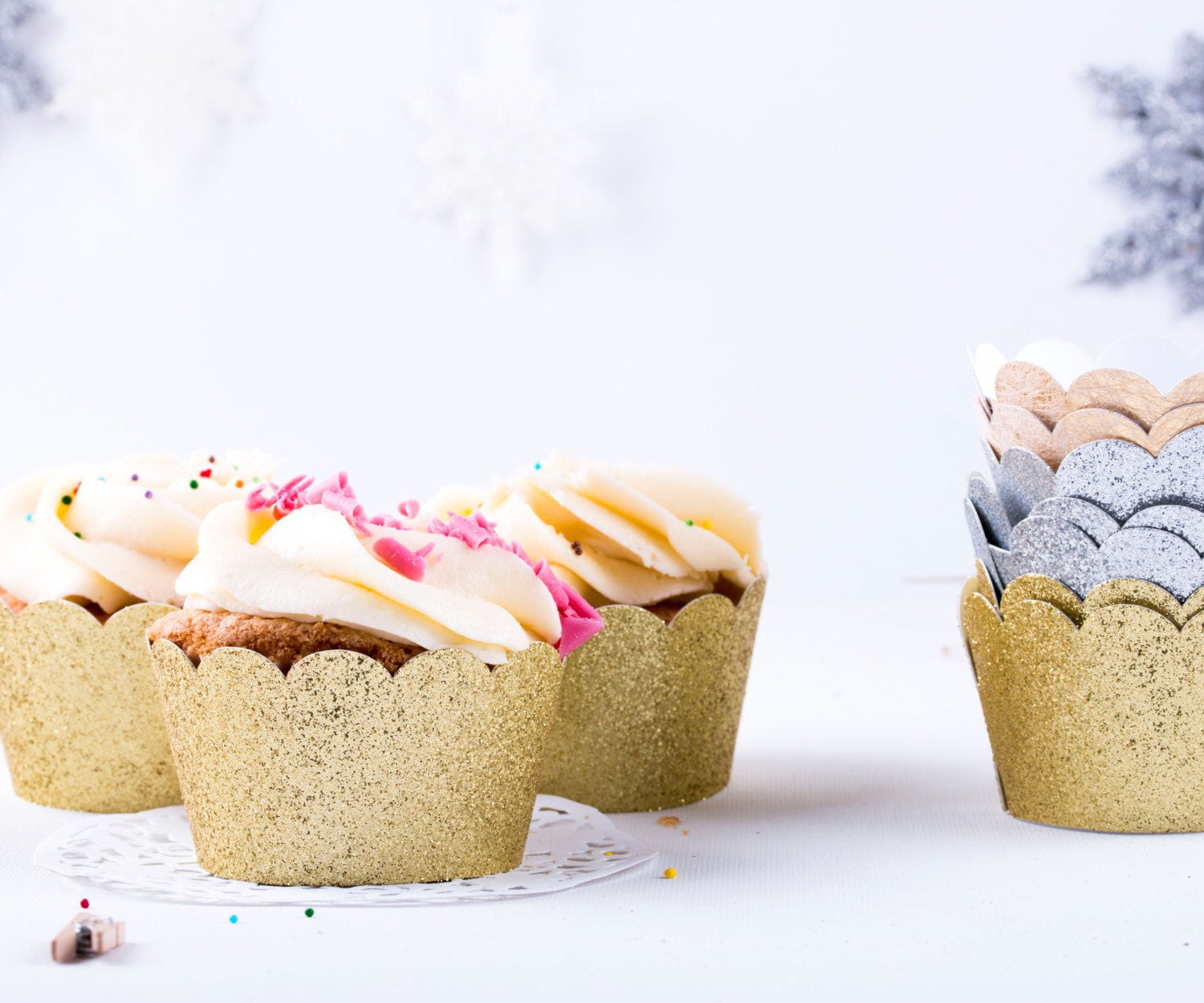 Finer Cupcake Arcobaleno Da 100 Pacchetti: Tazze Da Forno Di Carta La Decorazione Di Feste Di Nozze Da 8,88 € | DHgate