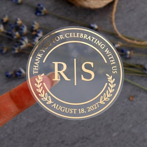 Adesivos personalizados com detalhes em folha de ouro para lembrancinhas de casamento, transparentes ou brancos. Obrigado por celebrar conosco.