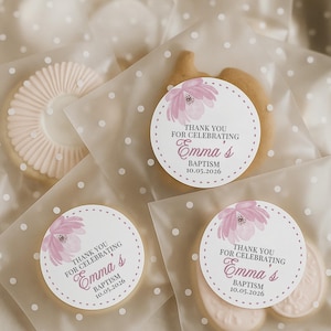 Benutzerdefinierte Blumen Danke Aufkleber Baby Mädchen personalisierte Event Favor Etiketten runde Aufkleber Tags Party Geschenk Tasche Dichtungen Taufe Feier Favor