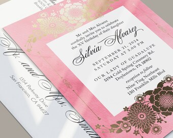 Luksusowe różowe zaproszenia na Quinceanerę: Złota folia z kwiatowym wzorem, 5x7 Zaproszenia Mis Quince Anos