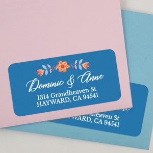 Rustico blu floreale Adesivi per indirizzi di nozze Etichette personalizzate per indirizzi di ritorno Adesivi per indirizzi postali di famiglia Sigillo di busta di indirizzamento retrò blu