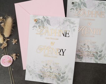 Pergamin Hochzeitseinladung mit Goldfoliendruck, kundenspezifische Greenery Eukalyptus-Weiß- und Goldhochzeits-Einladungen personalisiert mit Umschlägen