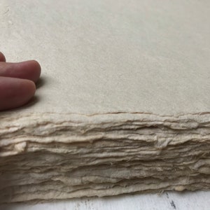 Handmade paper (30x40cm) from Do fiber, great for paintings, drawing, photography & calligraphy, printmaking, book art!