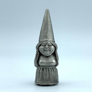 Penelope the gnome (2 inch)